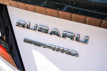 https://vehicle-cdn.autoleague.cloud/32225_81010583_10.jpg