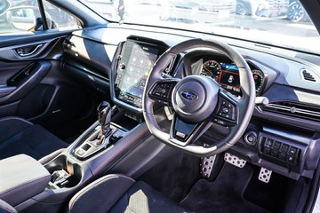 https://vehicle-cdn.autoleague.cloud/32225_81010583_13.jpg