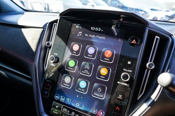 https://vehicle-cdn.autoleague.cloud/32225_81010583_18.jpg