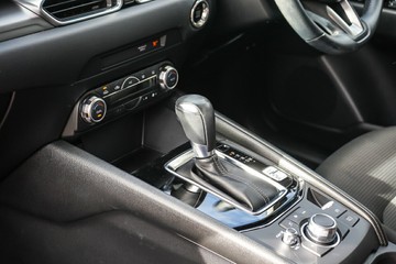 https://vehicle-cdn.autoleague.cloud/32225_81010606_23.jpg