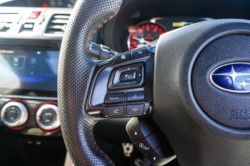 https://vehicle-cdn.autoleague.cloud/32225_81010615_17.jpg
