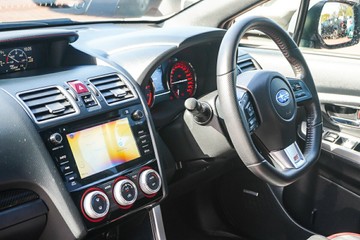 https://vehicle-cdn.autoleague.cloud/32225_81010615_23.jpg