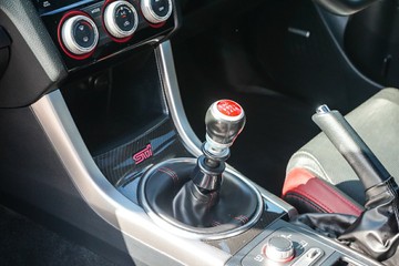 https://vehicle-cdn.autoleague.cloud/32225_81010615_24.jpg