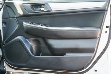 https://vehicle-cdn.autoleague.cloud/32225_81010618_11.jpg