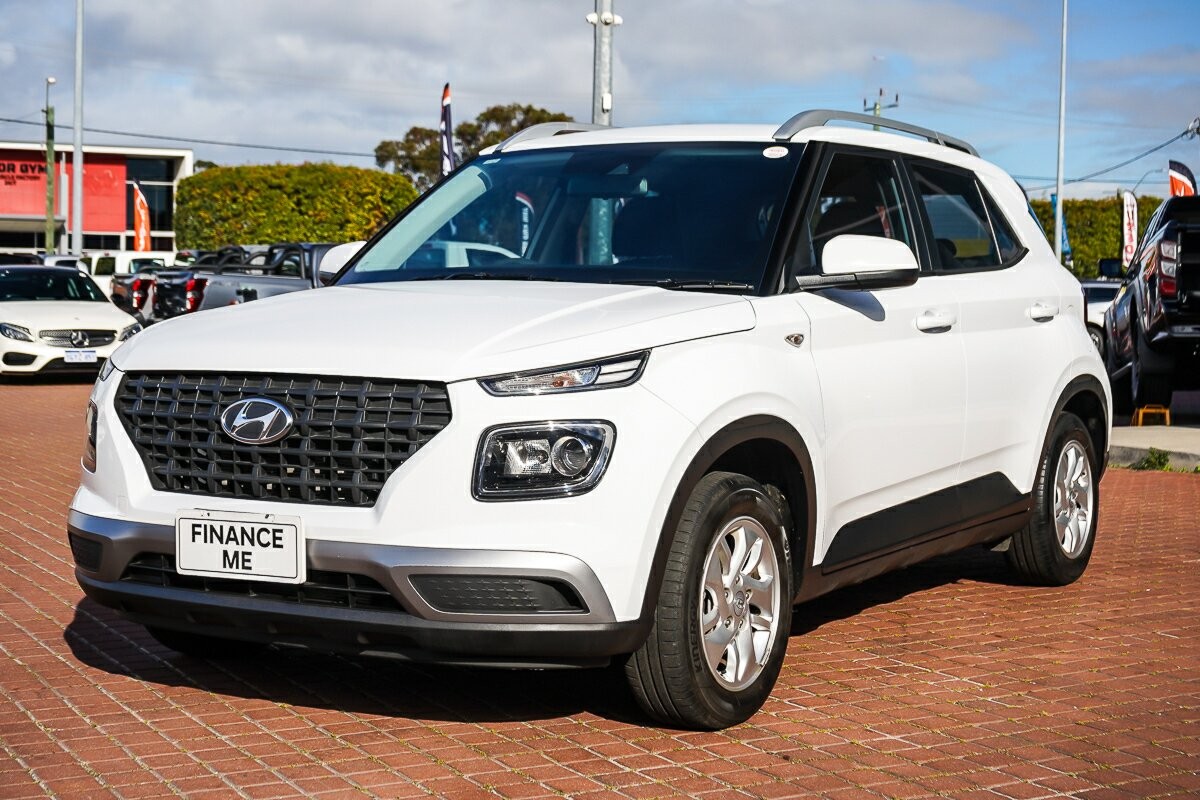 Hyundai Venue image 4