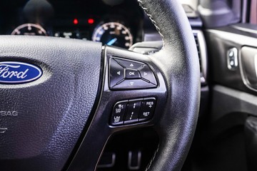 https://vehicle-cdn.autoleague.cloud/32225_81010622_16.jpg