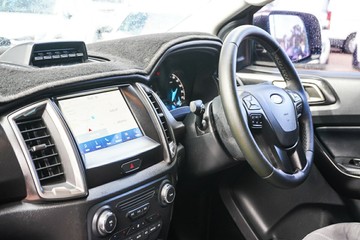 https://vehicle-cdn.autoleague.cloud/32225_81010622_21.jpg
