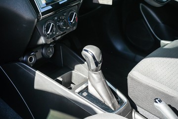 https://vehicle-cdn.autoleague.cloud/32225_81010627_20.jpg