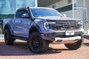 https://vehicle-cdn.autoleague.cloud/32225_81010628_1.jpg