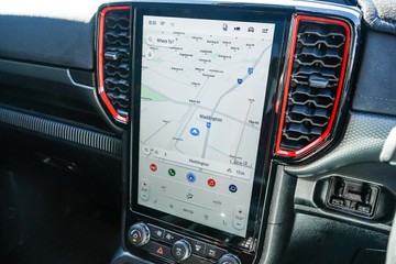 https://vehicle-cdn.autoleague.cloud/32225_81010628_19.jpg
