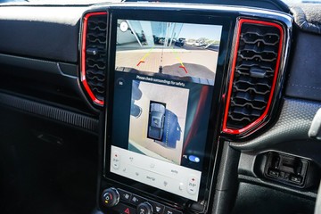 https://vehicle-cdn.autoleague.cloud/32225_81010628_20.jpg