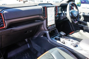 https://vehicle-cdn.autoleague.cloud/32225_81010628_21.jpg