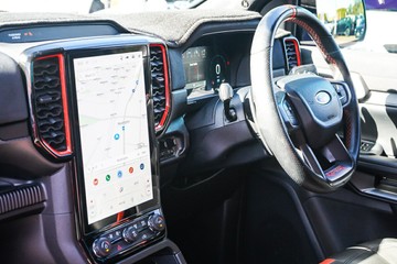 https://vehicle-cdn.autoleague.cloud/32225_81010628_22.jpg