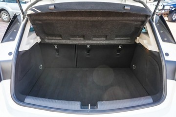 https://vehicle-cdn.autoleague.cloud/32225_81010630_8.jpg