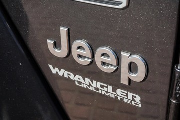 https://vehicle-cdn.autoleague.cloud/32225_81010632_10.jpg