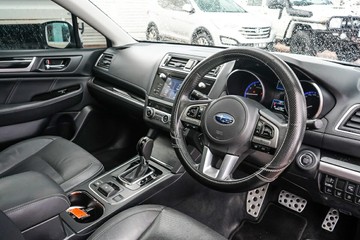 https://vehicle-cdn.autoleague.cloud/32225_81010634_11.jpg