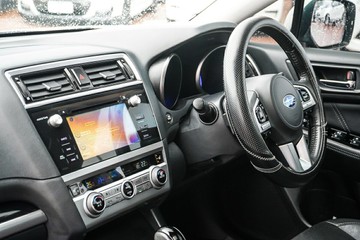 https://vehicle-cdn.autoleague.cloud/32225_81010634_20.jpg