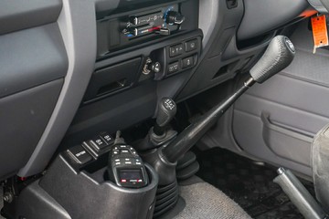 https://vehicle-cdn.autoleague.cloud/32225_81010636_22.jpg