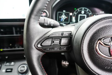 https://vehicle-cdn.autoleague.cloud/32225_81010637_16.jpg