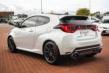 https://vehicle-cdn.autoleague.cloud/32225_81010637_6.jpg