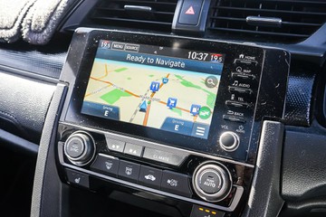 https://vehicle-cdn.autoleague.cloud/32225_81010646_18.jpg