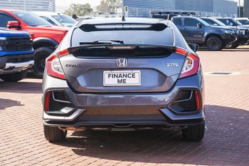 https://vehicle-cdn.autoleague.cloud/32225_81010646_7.jpg