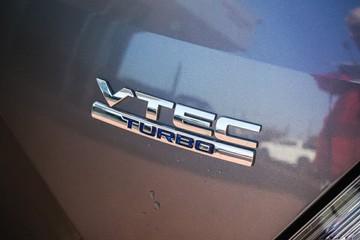 https://vehicle-cdn.autoleague.cloud/32225_81010646_9.jpg