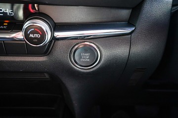 https://vehicle-cdn.autoleague.cloud/32225_81010660_20.jpg
