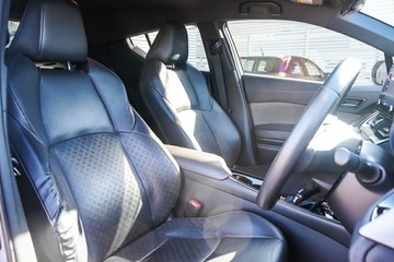 https://vehicle-cdn.autoleague.cloud/32225_81010662_14.jpg