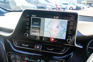 https://vehicle-cdn.autoleague.cloud/32225_81010662_18.jpg