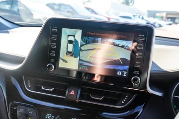 https://vehicle-cdn.autoleague.cloud/32225_81010662_19.jpg