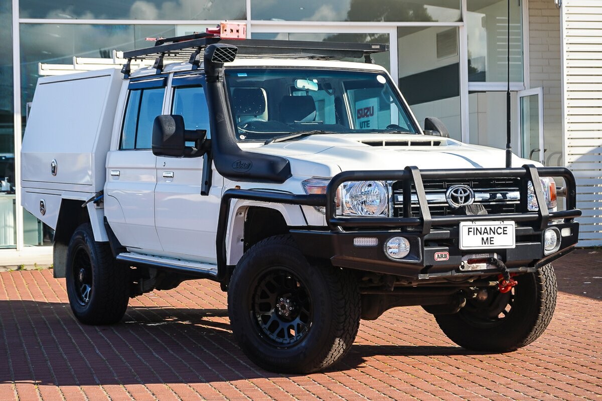 Toyota Landcruiser image 1