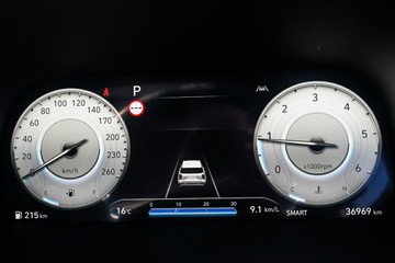 https://vehicle-cdn.autoleague.cloud/32225_81010685_17.jpg