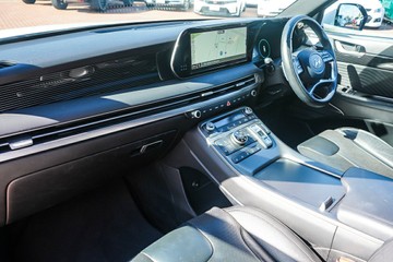 https://vehicle-cdn.autoleague.cloud/32225_81010685_23.jpg