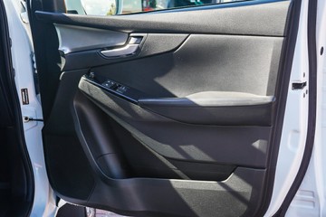 https://vehicle-cdn.autoleague.cloud/32225_81010690_10.jpg