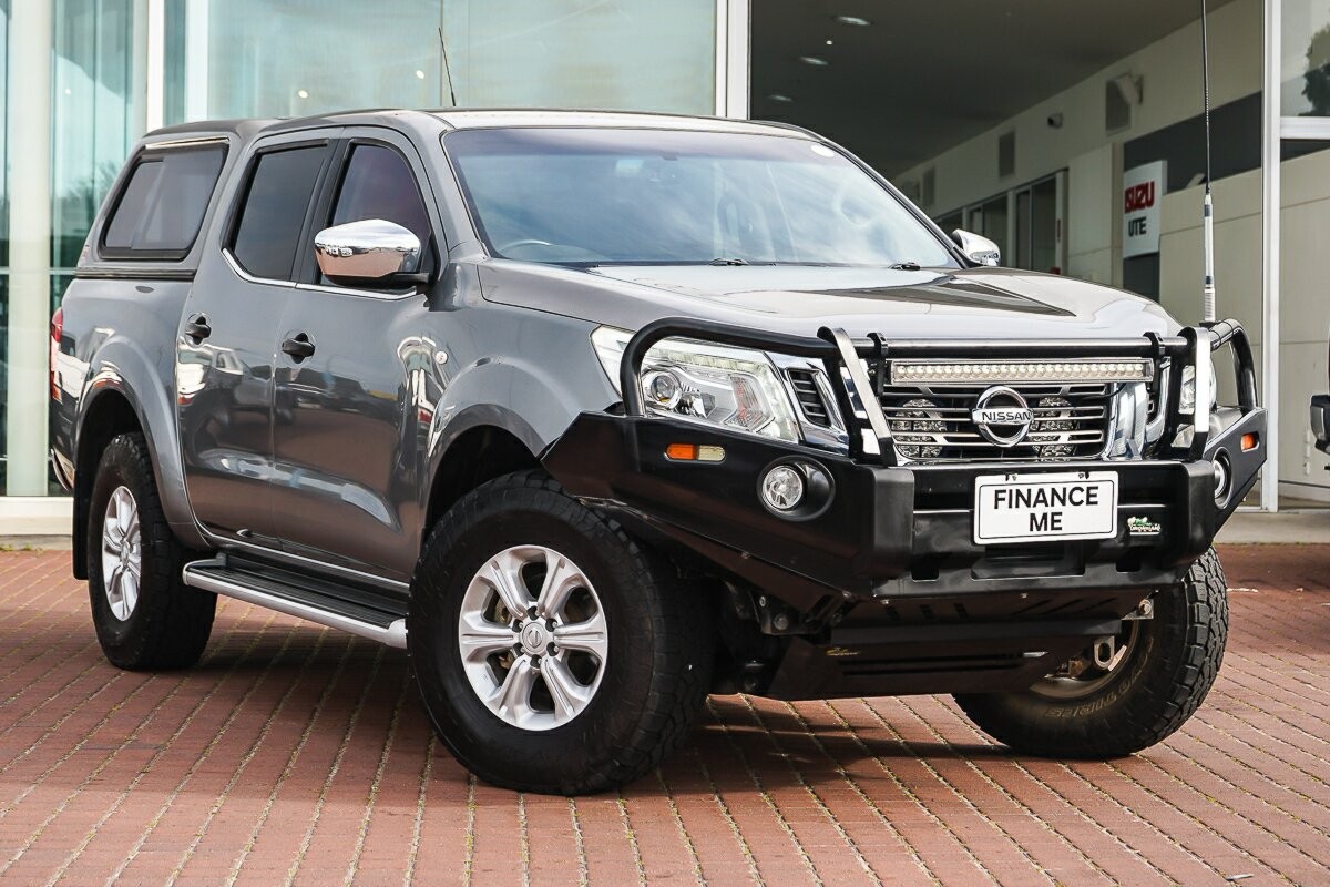 Nissan Navara image 1