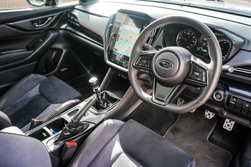 https://vehicle-cdn.autoleague.cloud/32225_81010697_12.jpg