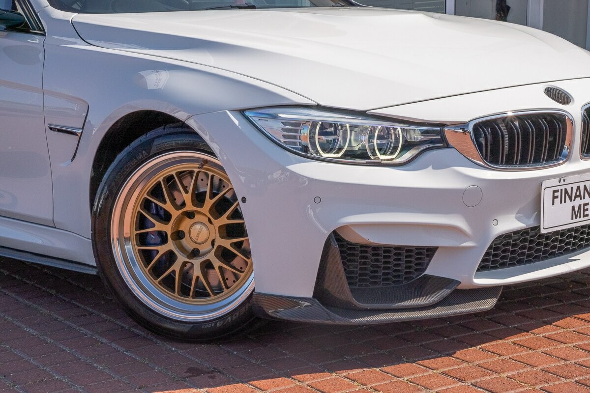 BMW M3 image 2