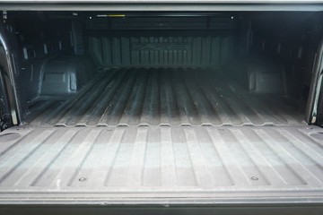 https://vehicle-cdn.autoleague.cloud/32225_81010888_10.jpg