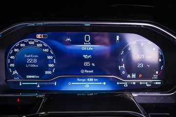 https://vehicle-cdn.autoleague.cloud/32225_81010888_14.jpg