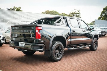 https://vehicle-cdn.autoleague.cloud/32225_81010888_8.jpg