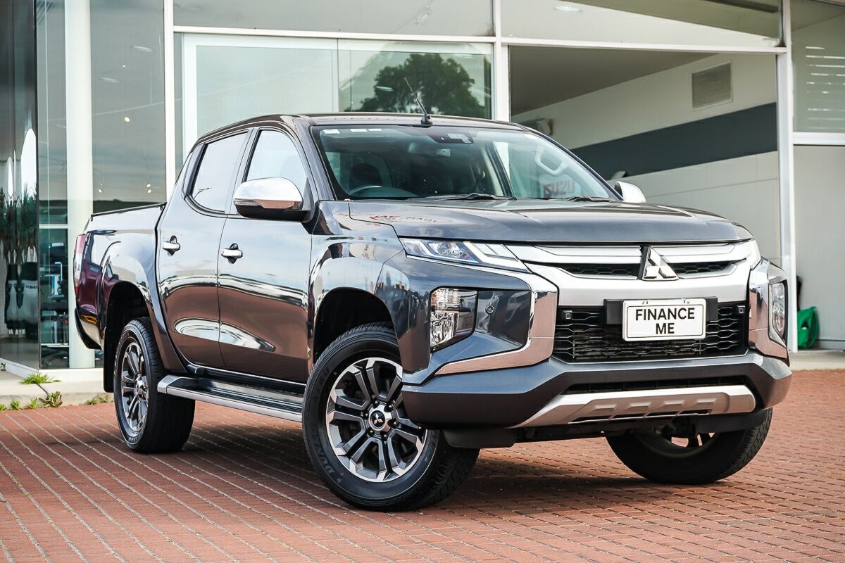 Mitsubishi Triton image 1
