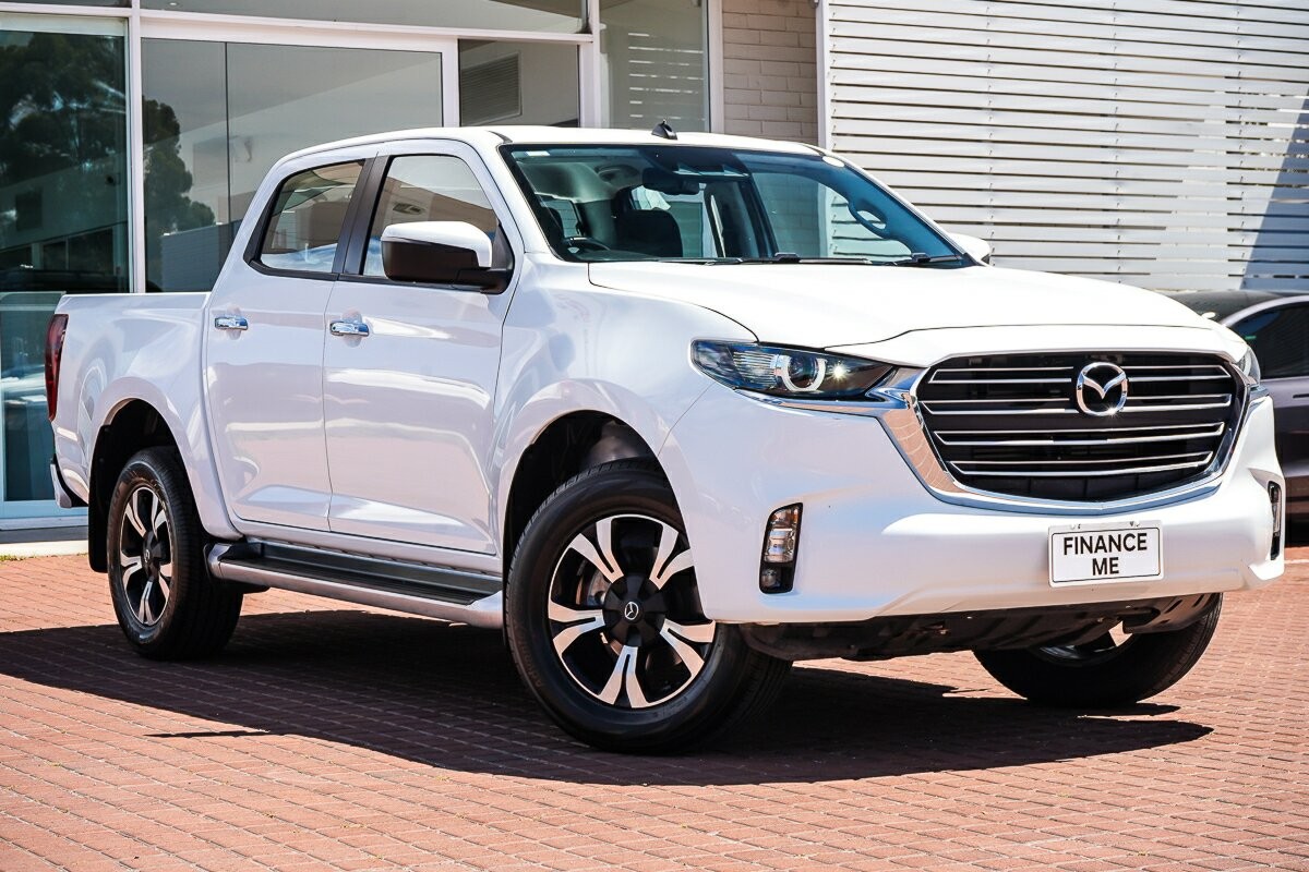 Mazda Bt-50 image 1