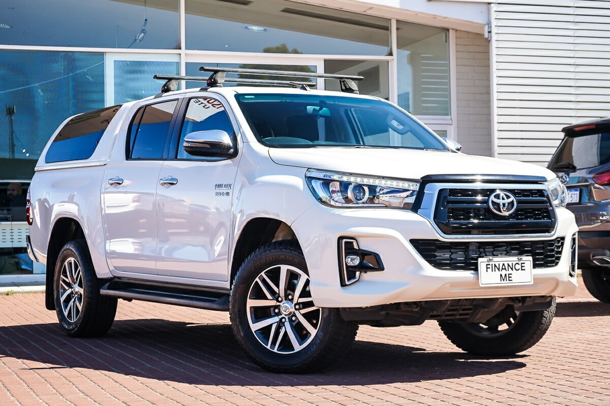 Toyota Hilux image 1