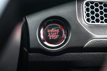 https://vehicle-cdn.autoleague.cloud/32225_81010973_20.jpg