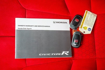 https://vehicle-cdn.autoleague.cloud/32225_81010973_21.jpg