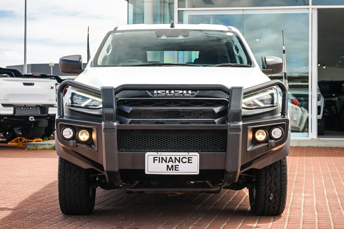 Isuzu Mu-x image 3