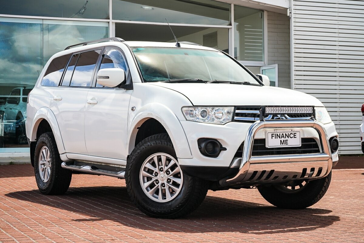 Mitsubishi Challenger image 1