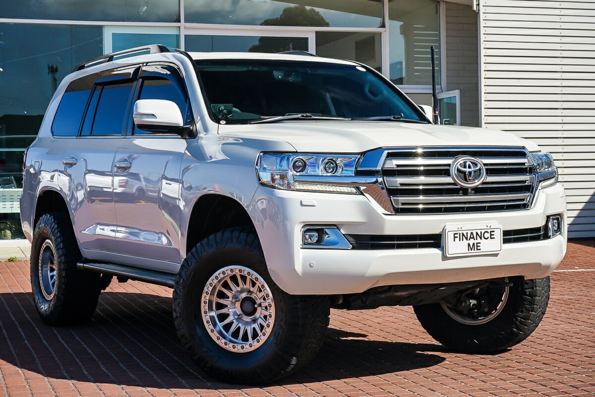 Toyota Landcruiser image 1