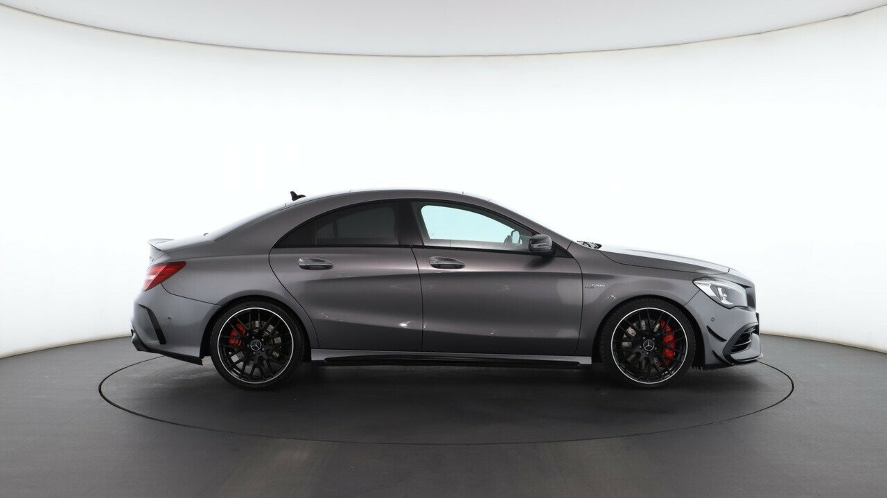 Mercedes Benz Cla-class image 2